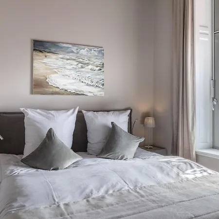 Strandvilla Hafenloge - Stilvoll Wohnen Direkt Am Niendorfer Hafen Apartman *